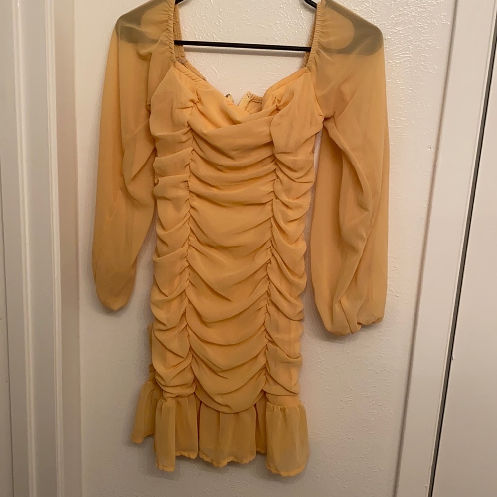 New never worn yellow dress